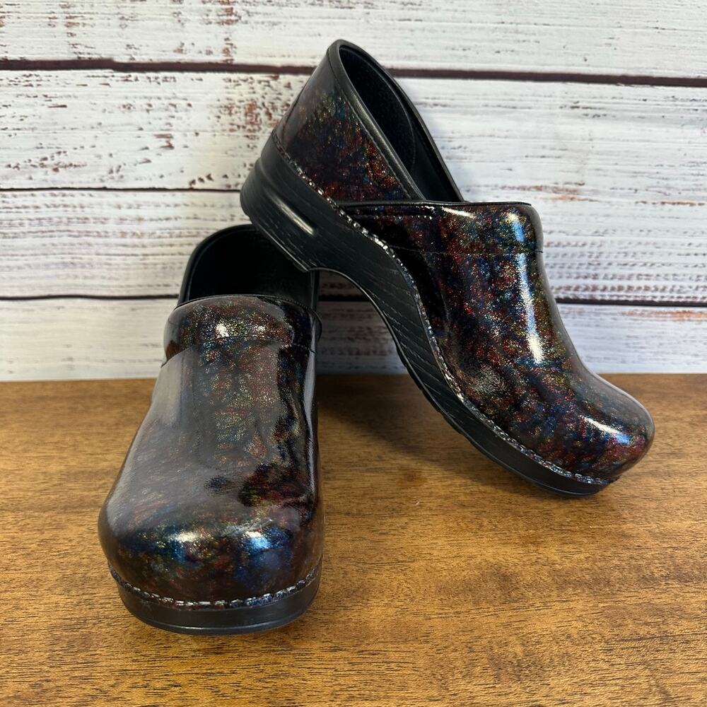 Dansko Professional Patent Leather Clogs Multi Color Scribble Womens 42 US 11
